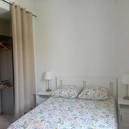Διαμέρισμα 100 м с 3 спальнями в центре каннах Κάννες
